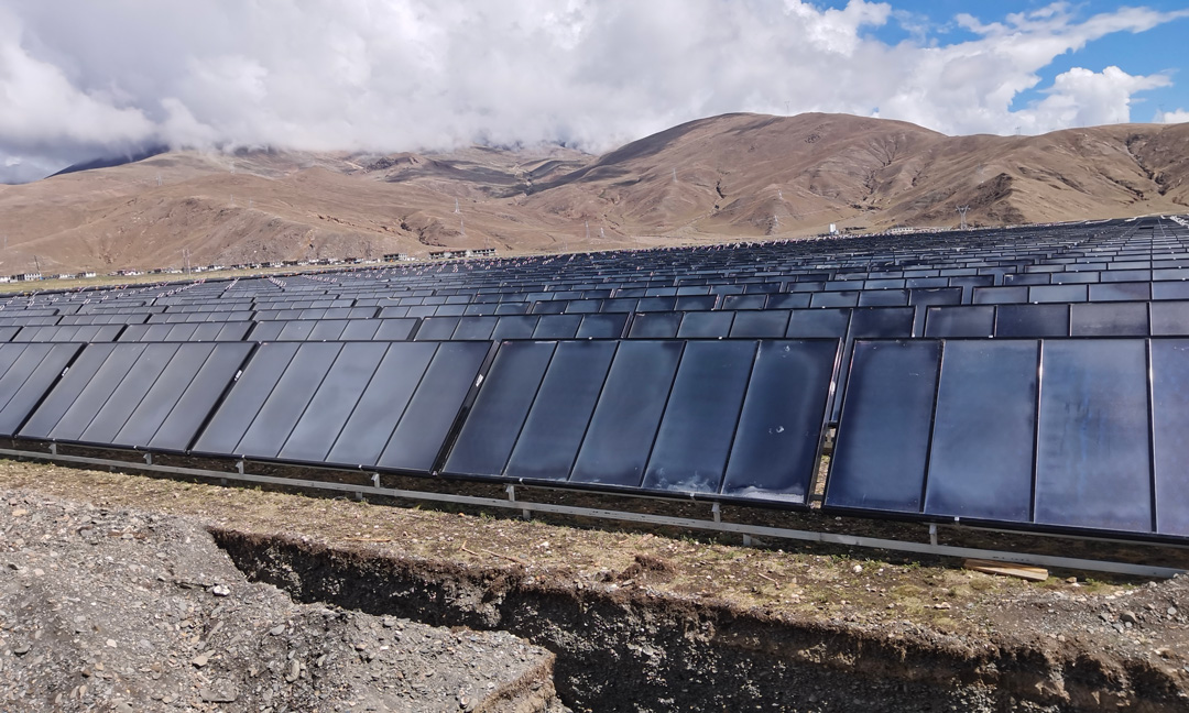 Capteur solaire plan à grande échelle Capteur solaire plan à grande échelle