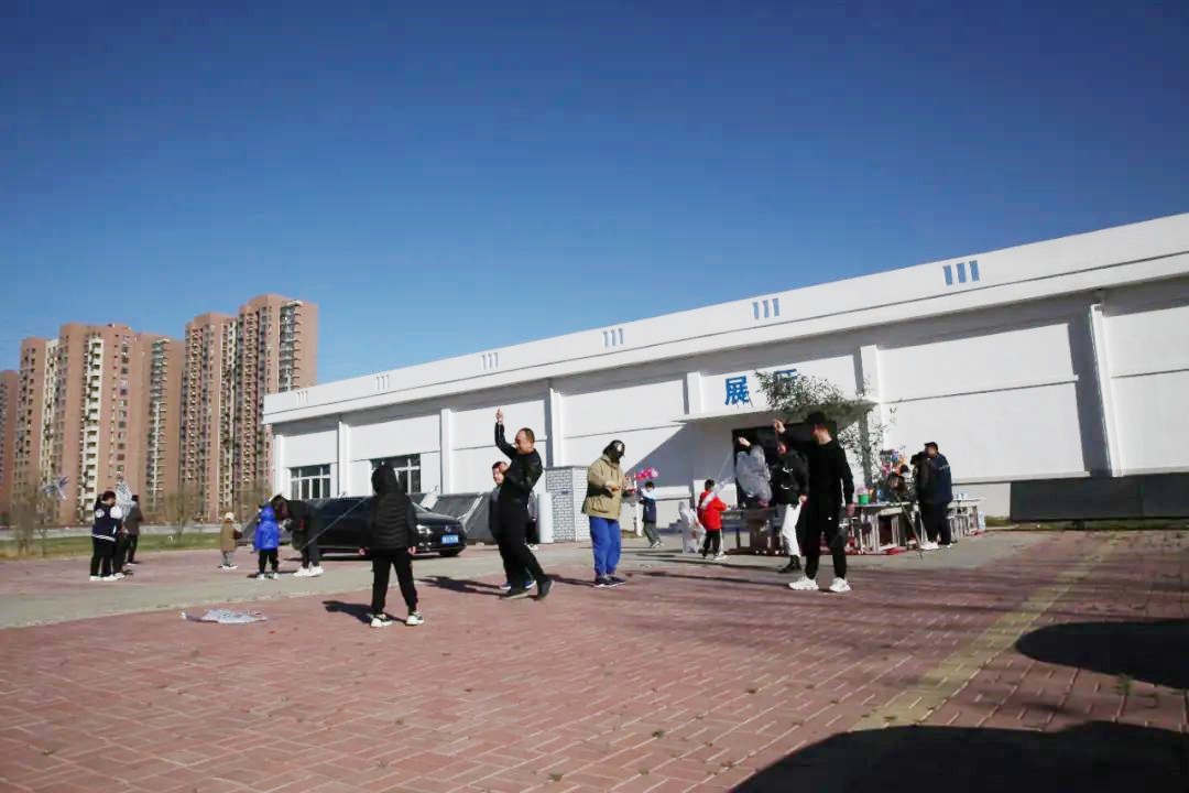Adding Green with Hands, Beautifying Our Home——A Record of Soletks Group's Parent-Child Arbor Day Activity Adding Green with Hands, Beautifying Our Home——A Record of Soletks Group's Parent-Child Arbor Day Activity