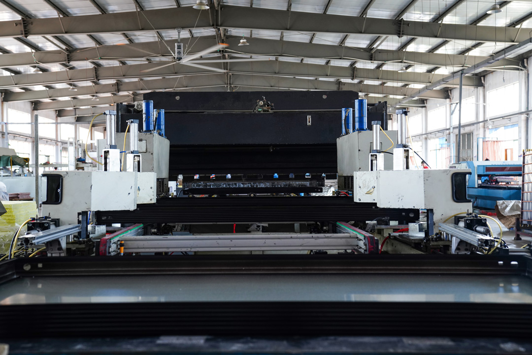 Thin Solar Flat Plate Collector Thin Solar Flat Plate Collector